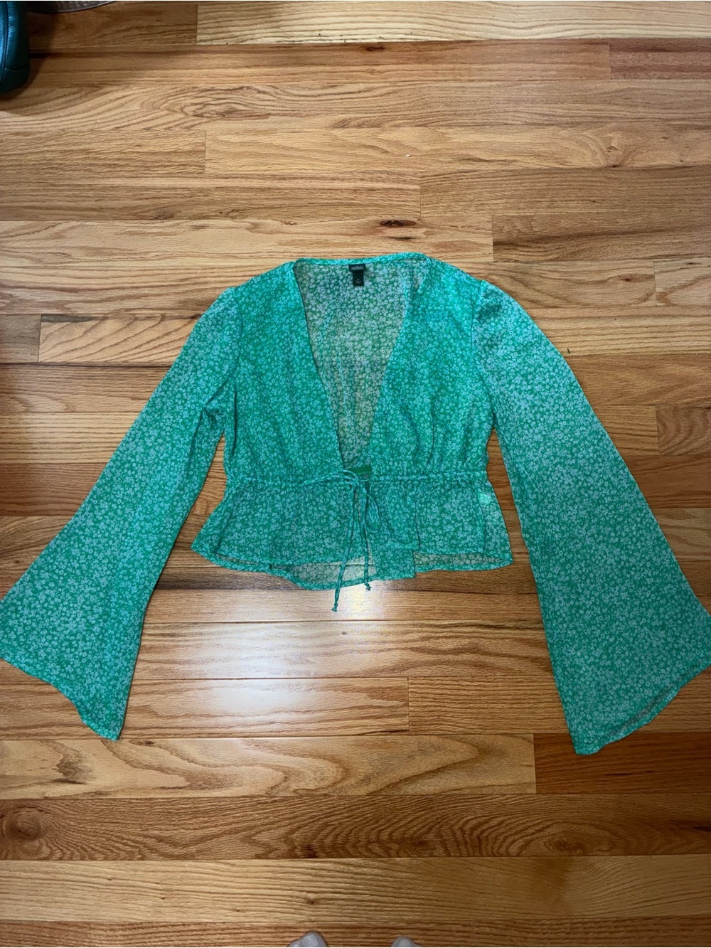 wild fable Green Floral Tie-Front Bell-Sleeve Top